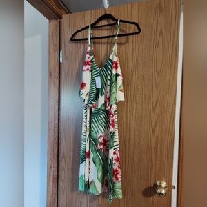 **NWT** HAWAIIAN DRESS